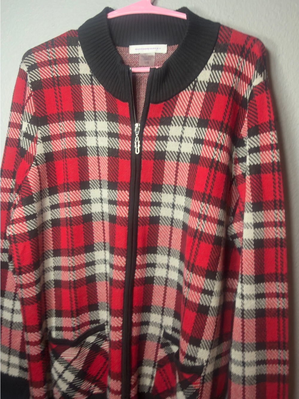 Allison Daley Black Trim Zip Cardigan with Red-White Herringbone Body